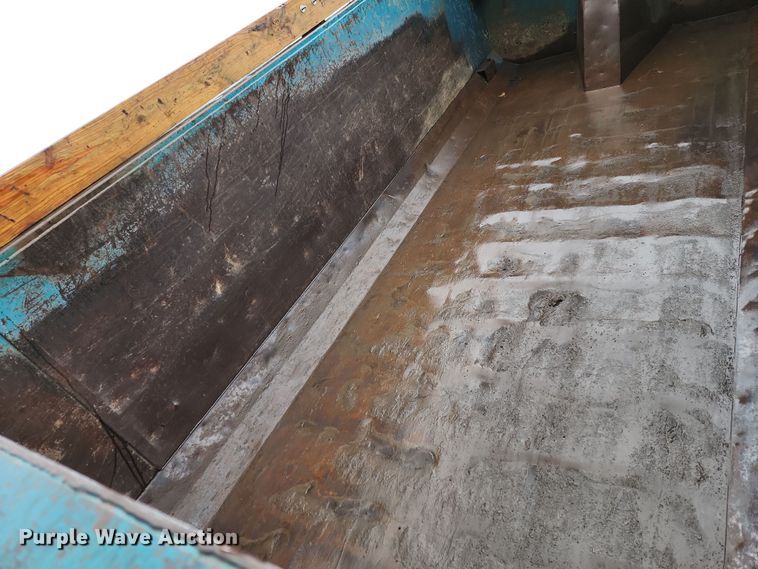 image for item DR7785 2005 Freightliner Century Class CST120  dump truck