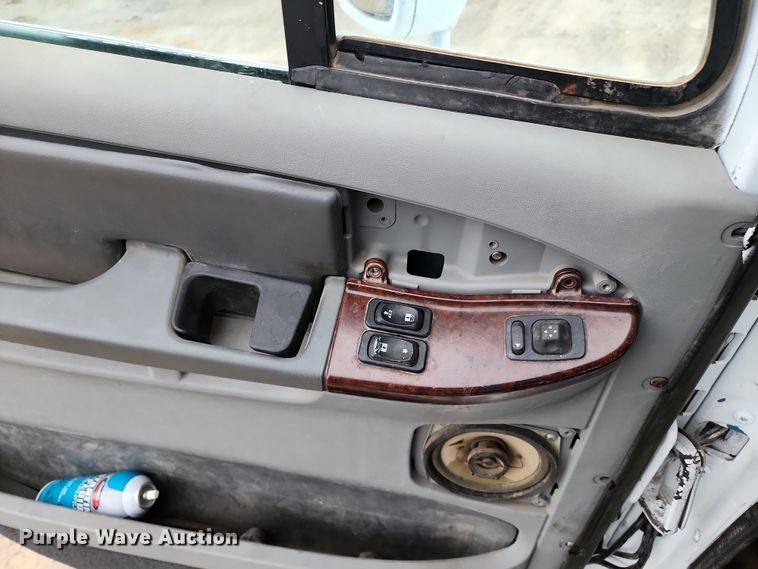 image for item DR7785 2005 Freightliner Century Class CST120  dump truck