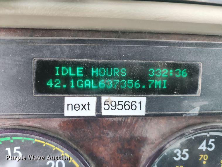 image for item DR7785 2005 Freightliner Century Class CST120  dump truck