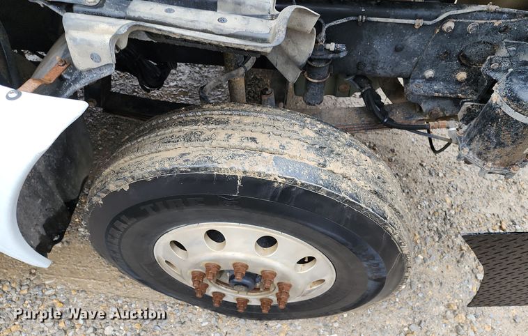 image for item DR7785 2005 Freightliner Century Class CST120  dump truck