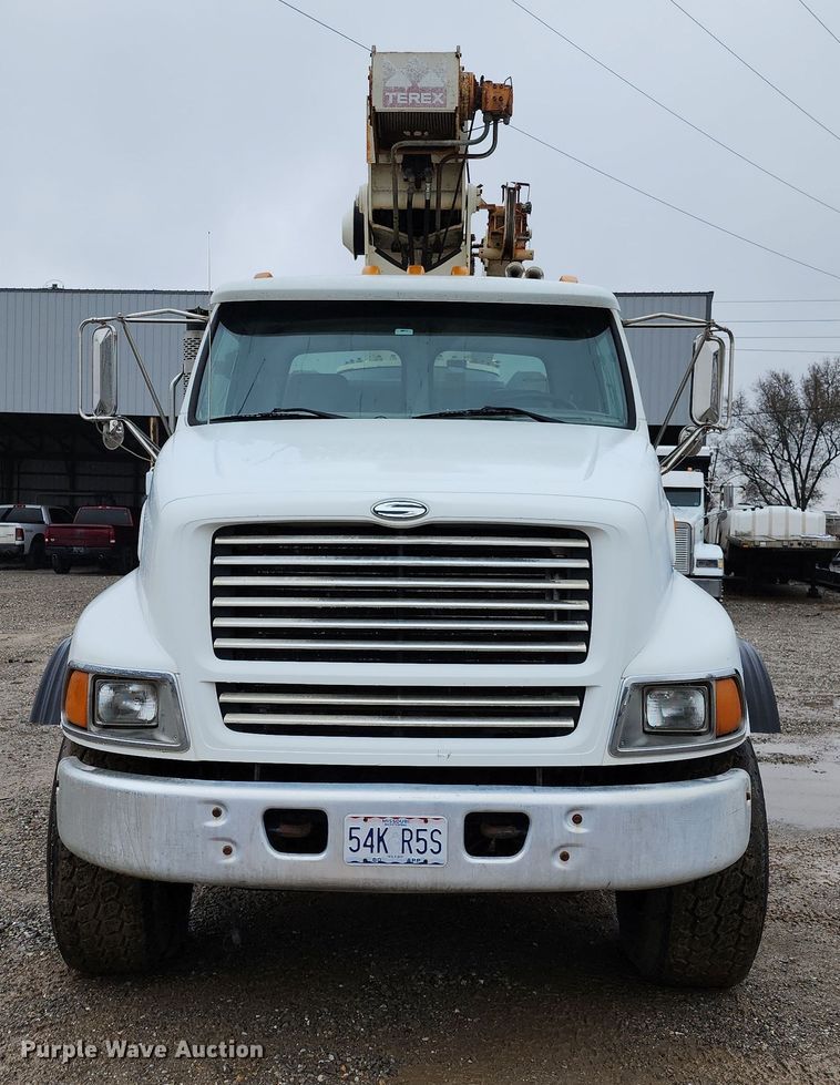 image for item DR7786 2000 Sterling L8500  crane truck