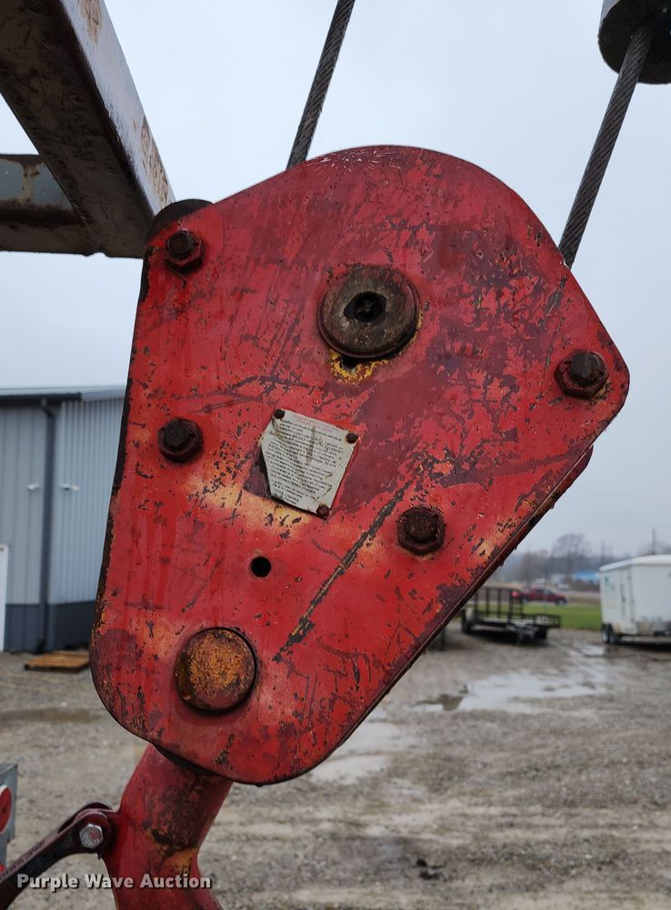 image for item DR7786 2000 Sterling L8500  crane truck