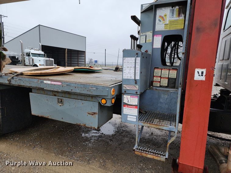 image for item DR7786 2000 Sterling L8500  crane truck