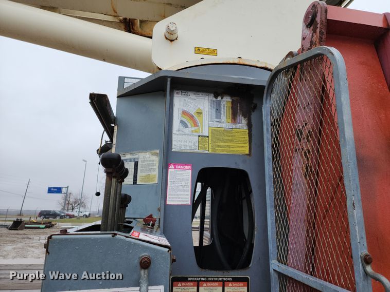 image for item DR7786 2000 Sterling L8500  crane truck