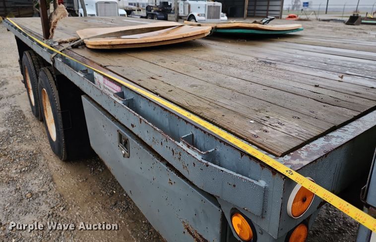 image for item DR7786 2000 Sterling L8500  crane truck