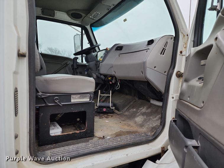 image for item DR7786 2000 Sterling L8500  crane truck