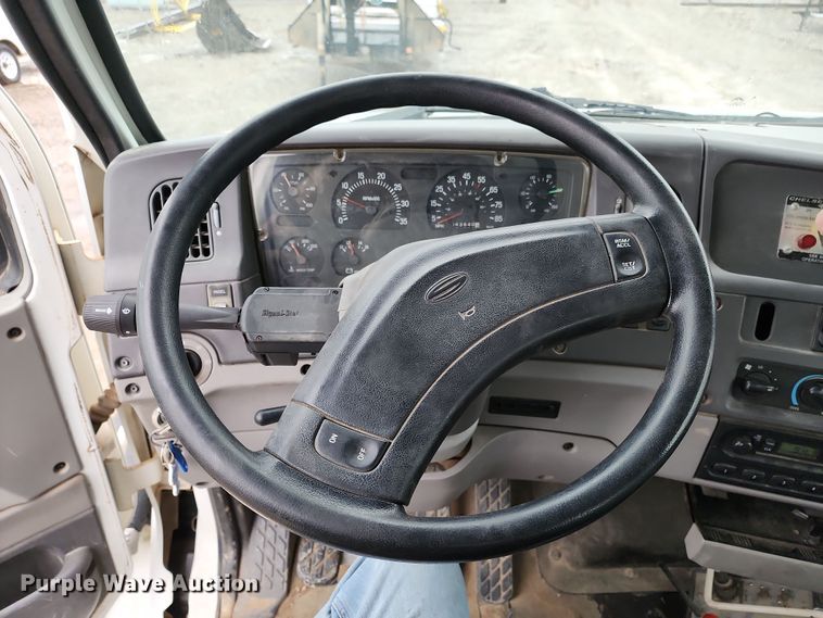 image for item DR7786 2000 Sterling L8500  crane truck