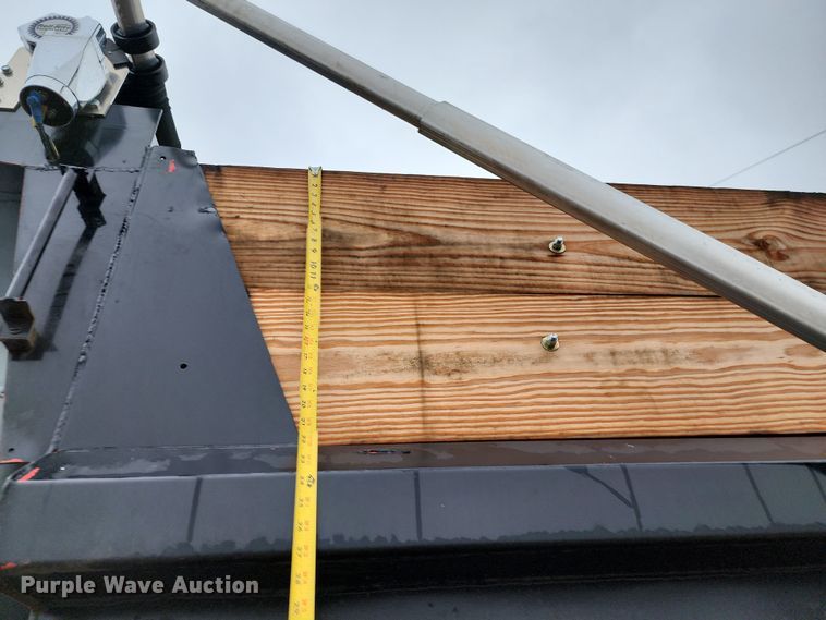 image for item DR7787 1990 Freightliner FLD120  dump truck