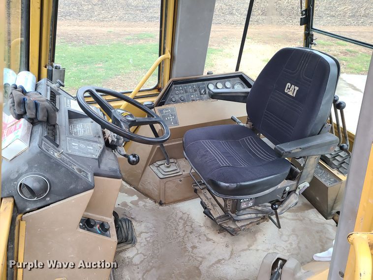 image for item DR7790 1990 Caterpillar 426 Series II  backhoe