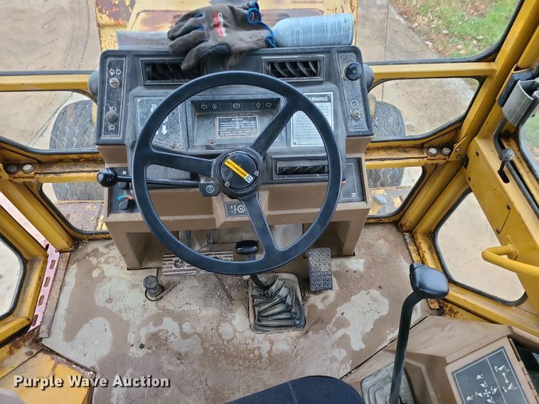 image for item DR7790 1990 Caterpillar 426 Series II  backhoe