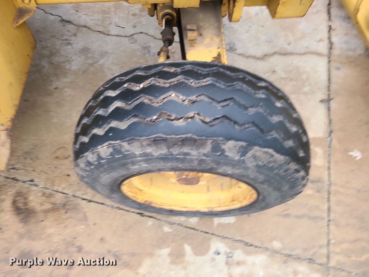 image for item DR7790 1990 Caterpillar 426 Series II  backhoe