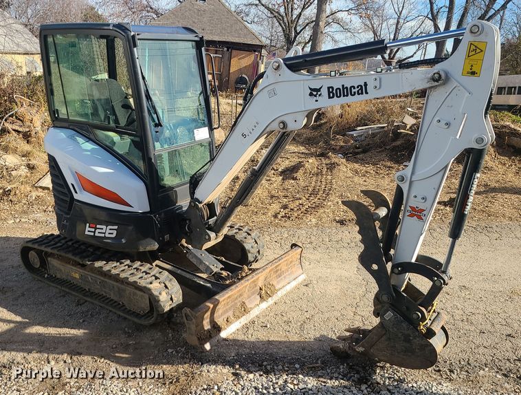 image for item DR7818 2020 Bobcat E26  mini excavator
