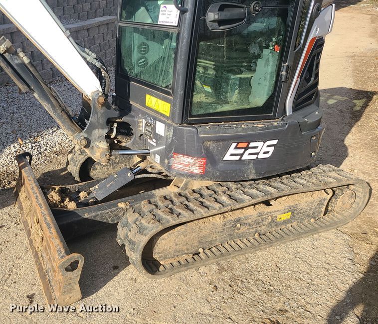 image for item DR7818 2020 Bobcat E26  mini excavator