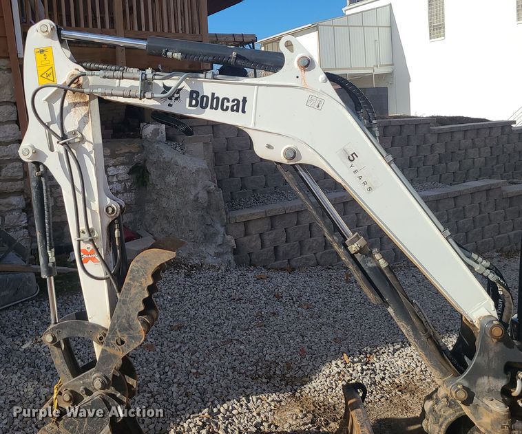 image for item DR7818 2020 Bobcat E26  mini excavator