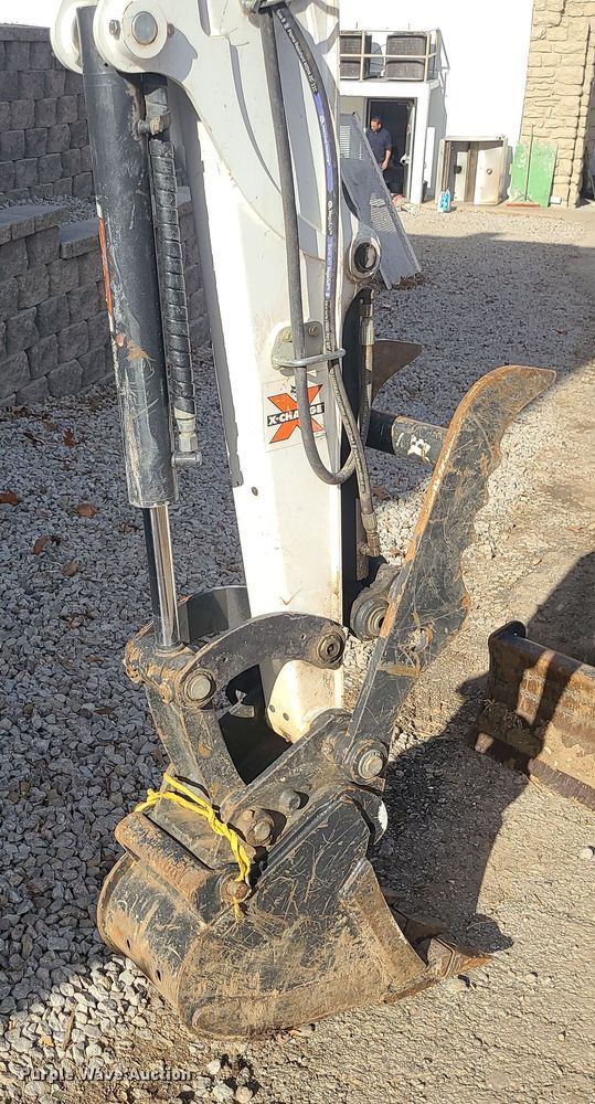 image for item DR7818 2020 Bobcat E26  mini excavator