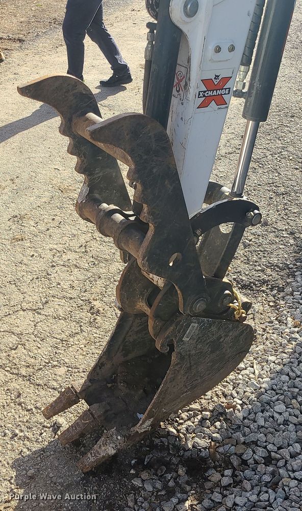 image for item DR7818 2020 Bobcat E26  mini excavator