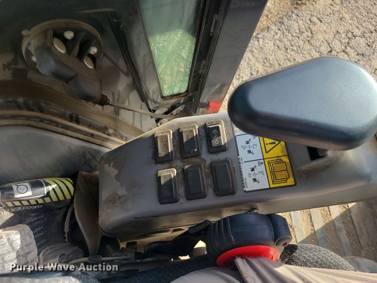 image for item DR7818 2020 Bobcat E26  mini excavator