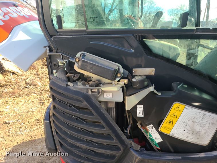 image for item DR7818 2020 Bobcat E26  mini excavator