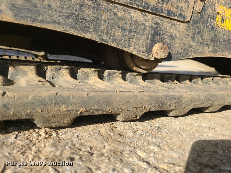 image for item DR7818 2020 Bobcat E26  mini excavator