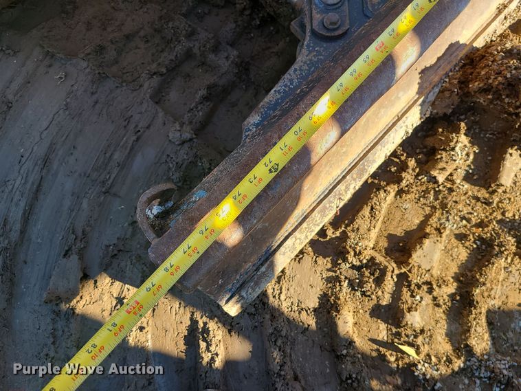 image for item DR7838 2016 John Deere 60G  mini excavator