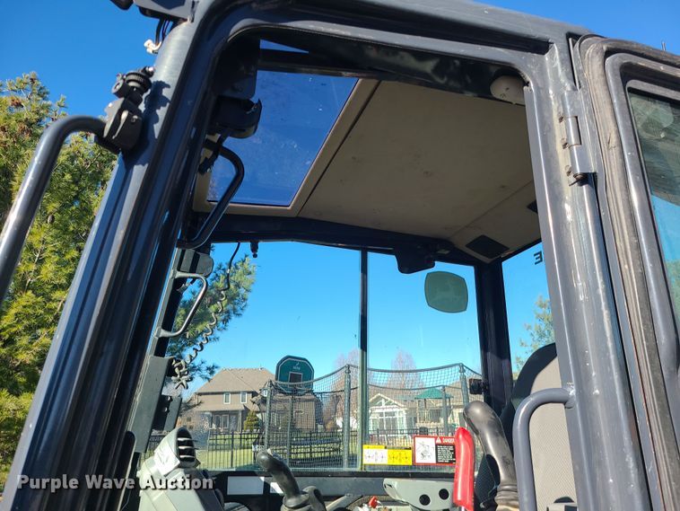 image for item DR7838 2016 John Deere 60G  mini excavator