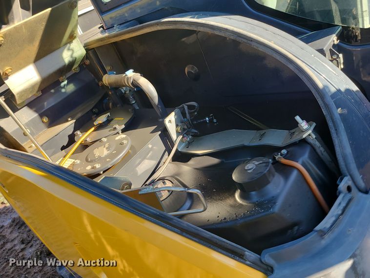 image for item DR7838 2016 John Deere 60G  mini excavator