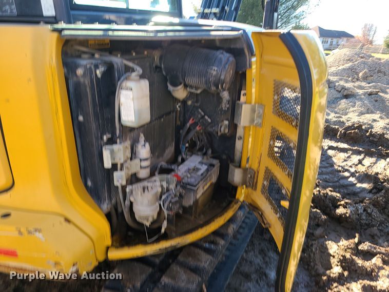 image for item DR7838 2016 John Deere 60G  mini excavator
