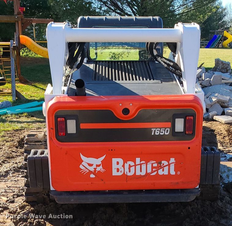 image for item DR7839 2019 Bobcat T650  tracked skid steer loader