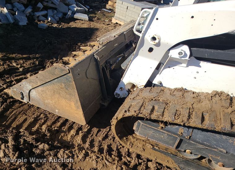 image for item DR7839 2019 Bobcat T650  tracked skid steer loader