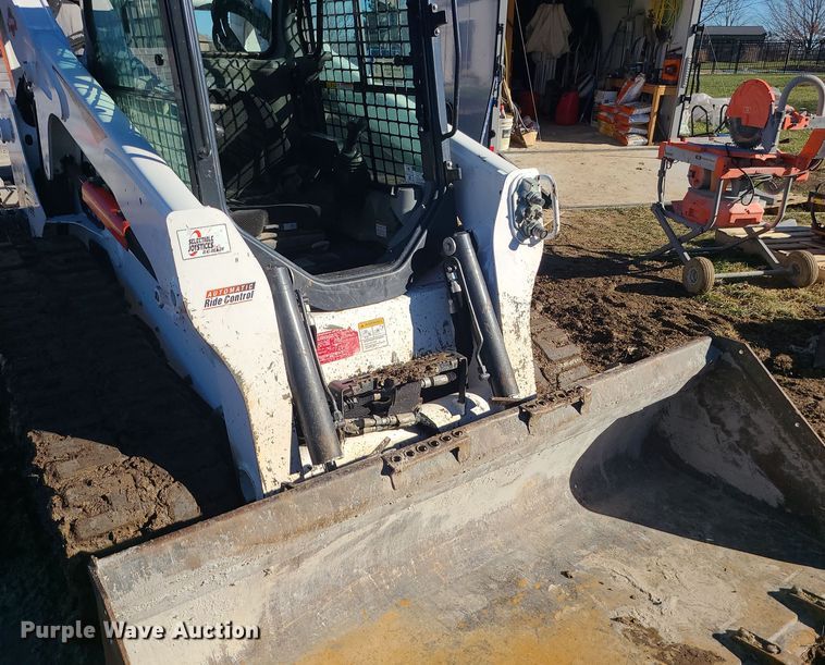 image for item DR7839 2019 Bobcat T650  tracked skid steer loader
