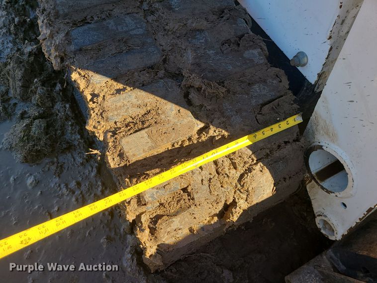 image for item DR7839 2019 Bobcat T650  tracked skid steer loader