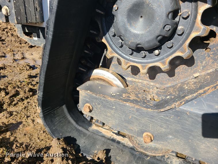 image for item DR7839 2019 Bobcat T650  tracked skid steer loader