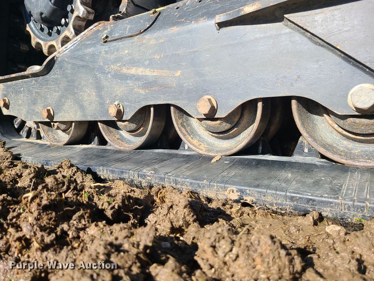 image for item DR7839 2019 Bobcat T650  tracked skid steer loader