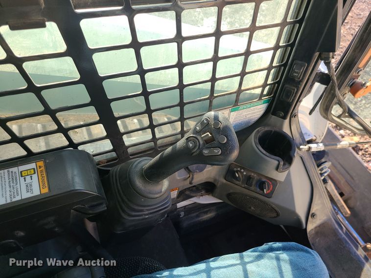 image for item DR7840 2020 Bobcat T650  tracked skid steer loader