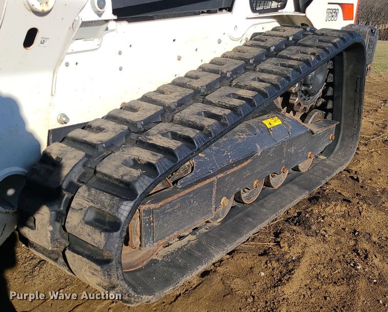 image for item DR7840 2020 Bobcat T650  tracked skid steer loader