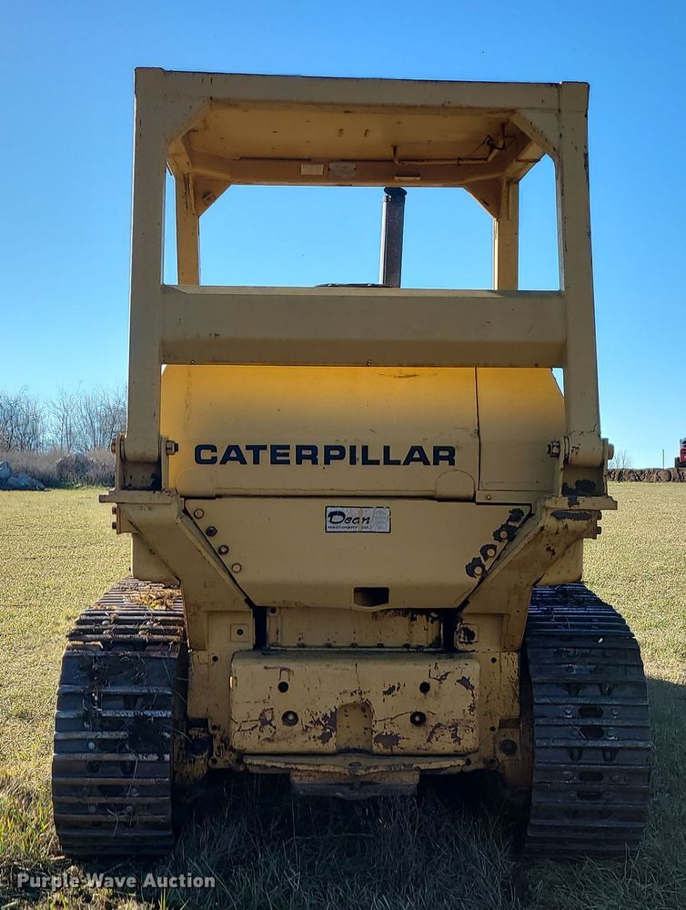 image for item DR7841 1976 Caterpillar 955L  track loader