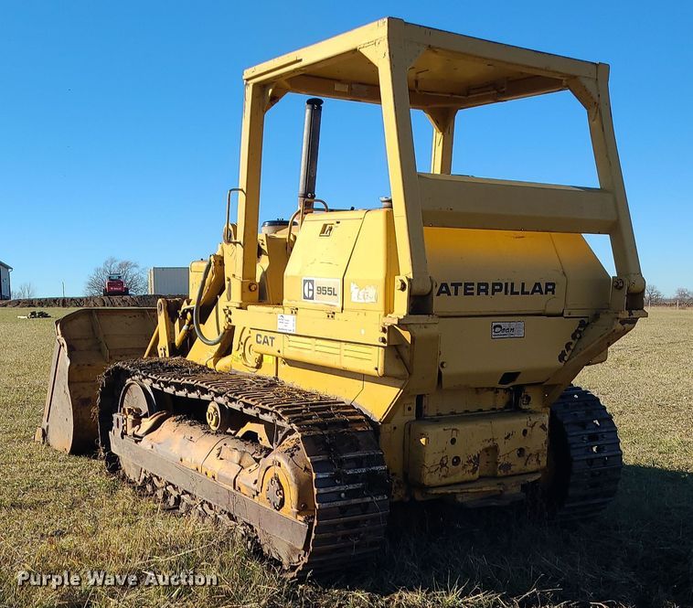 image for item DR7841 1976 Caterpillar 955L  track loader