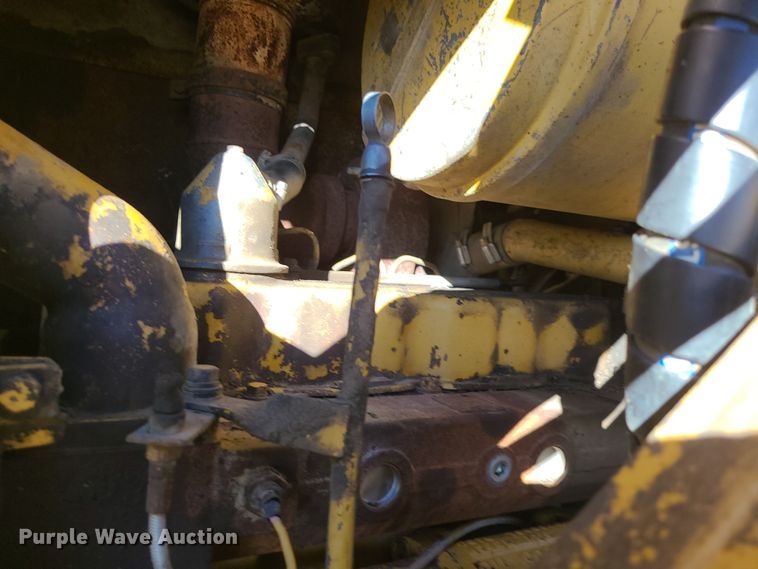 image for item DR7841 1976 Caterpillar 955L  track loader