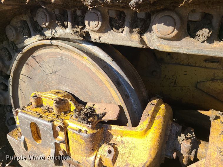 image for item DR7841 1976 Caterpillar 955L  track loader
