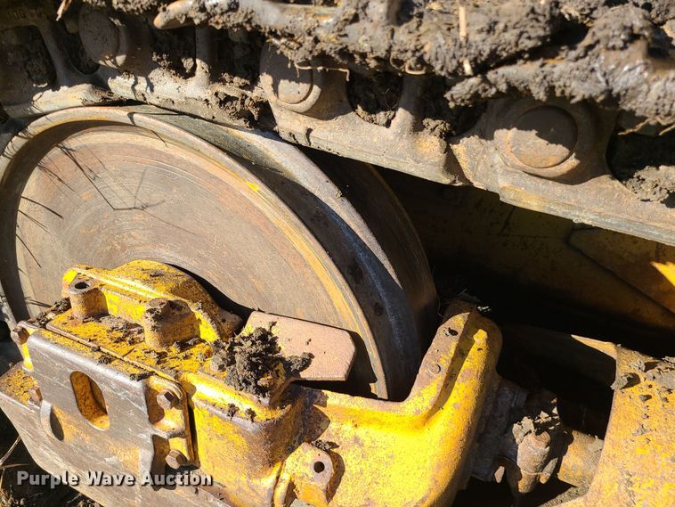 image for item DR7841 1976 Caterpillar 955L  track loader