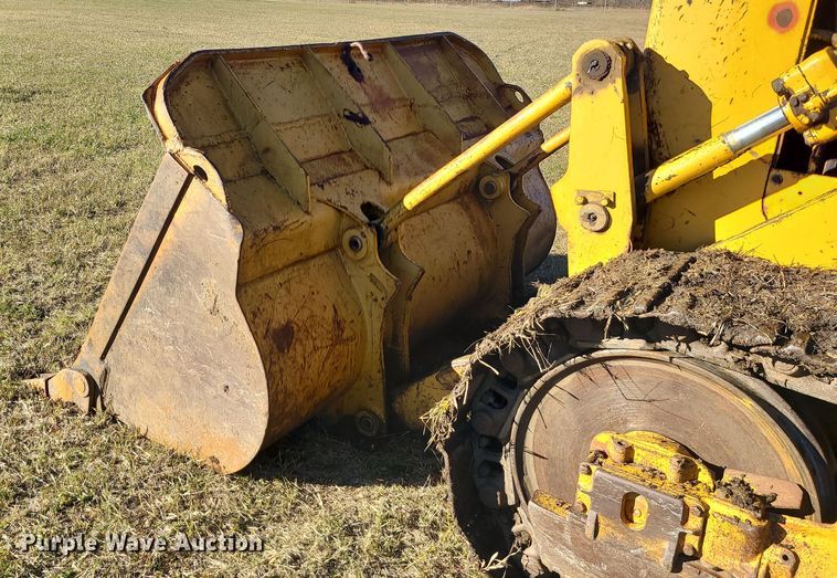 image for item DR7841 1976 Caterpillar 955L  track loader