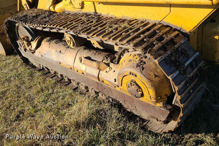 image for item DR7841 1976 Caterpillar 955L  track loader