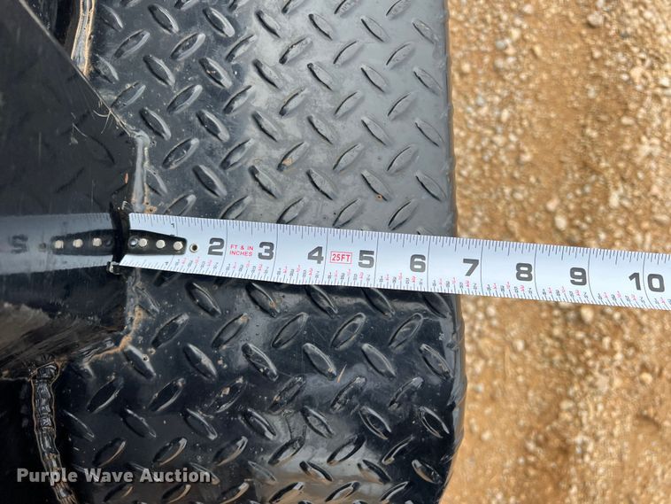 image for item DS2383 2015 Big Tex 10SR-12XLBK7SIR  dump trailer