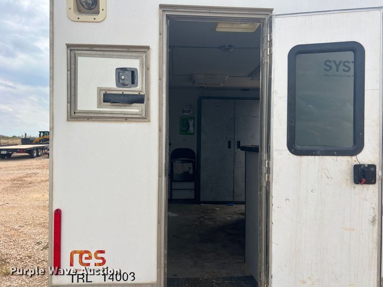 image for item DS2400 2014 InTech  fiber optic splicing trailer