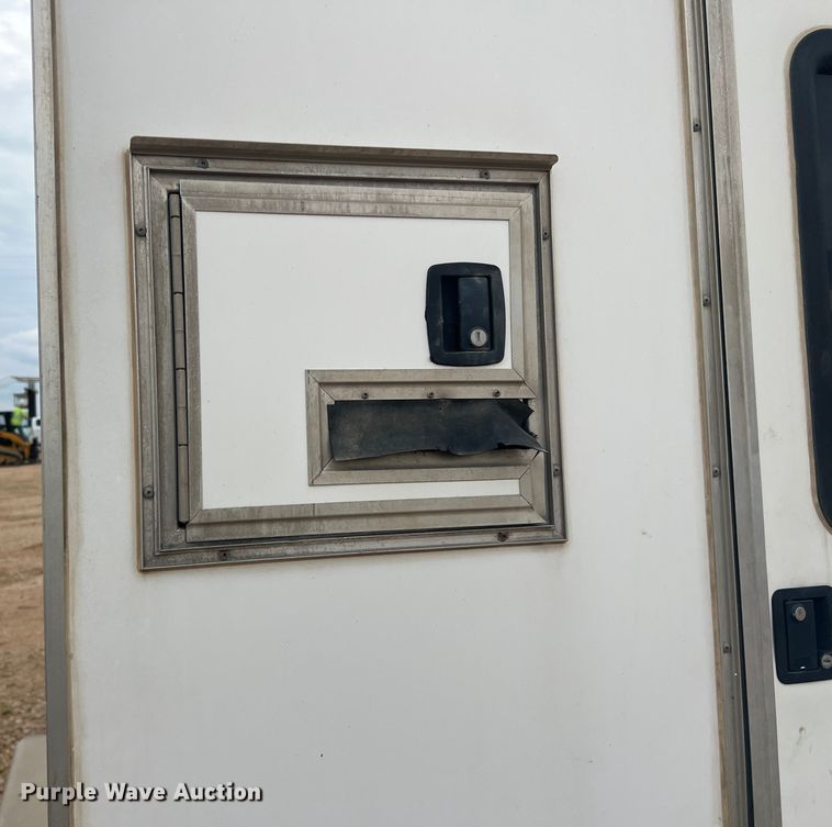 image for item DS2410 2016 InTech FOST7X12TA2  fiber optic splicing trailer