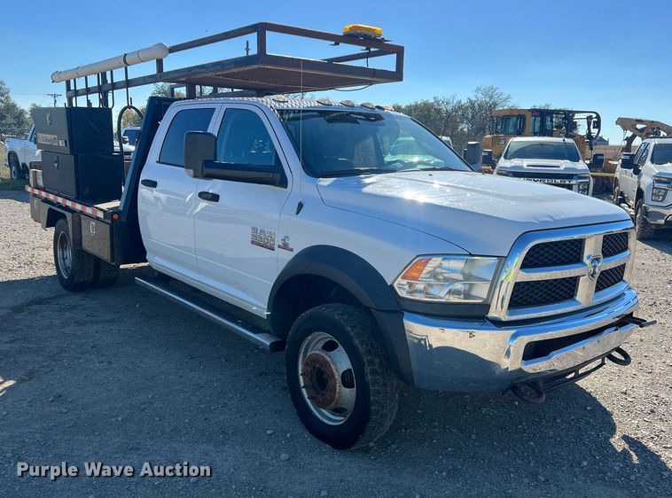 image for item DS2461 2017 Dodge Ram 5500HD  Crew Cab flatbed truck