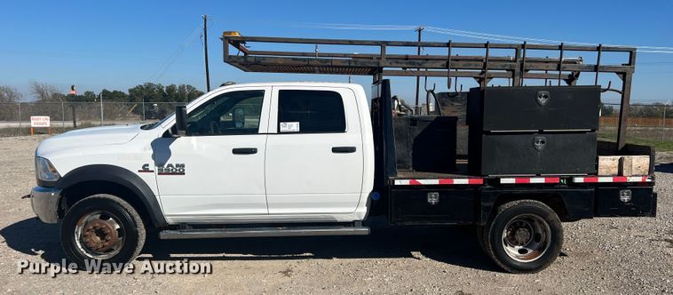 image for item DS2461 2017 Dodge Ram 5500HD  Crew Cab flatbed truck