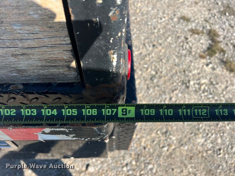 image for item DS2461 2017 Dodge Ram 5500HD  Crew Cab flatbed truck