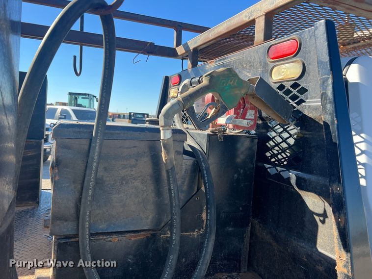 image for item DS2461 2017 Dodge Ram 5500HD  Crew Cab flatbed truck