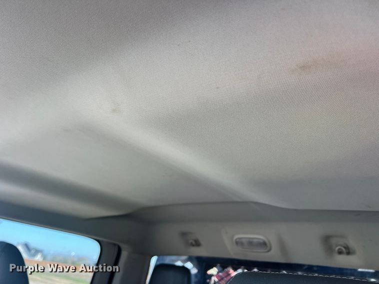 image for item DS2461 2017 Dodge Ram 5500HD  Crew Cab flatbed truck